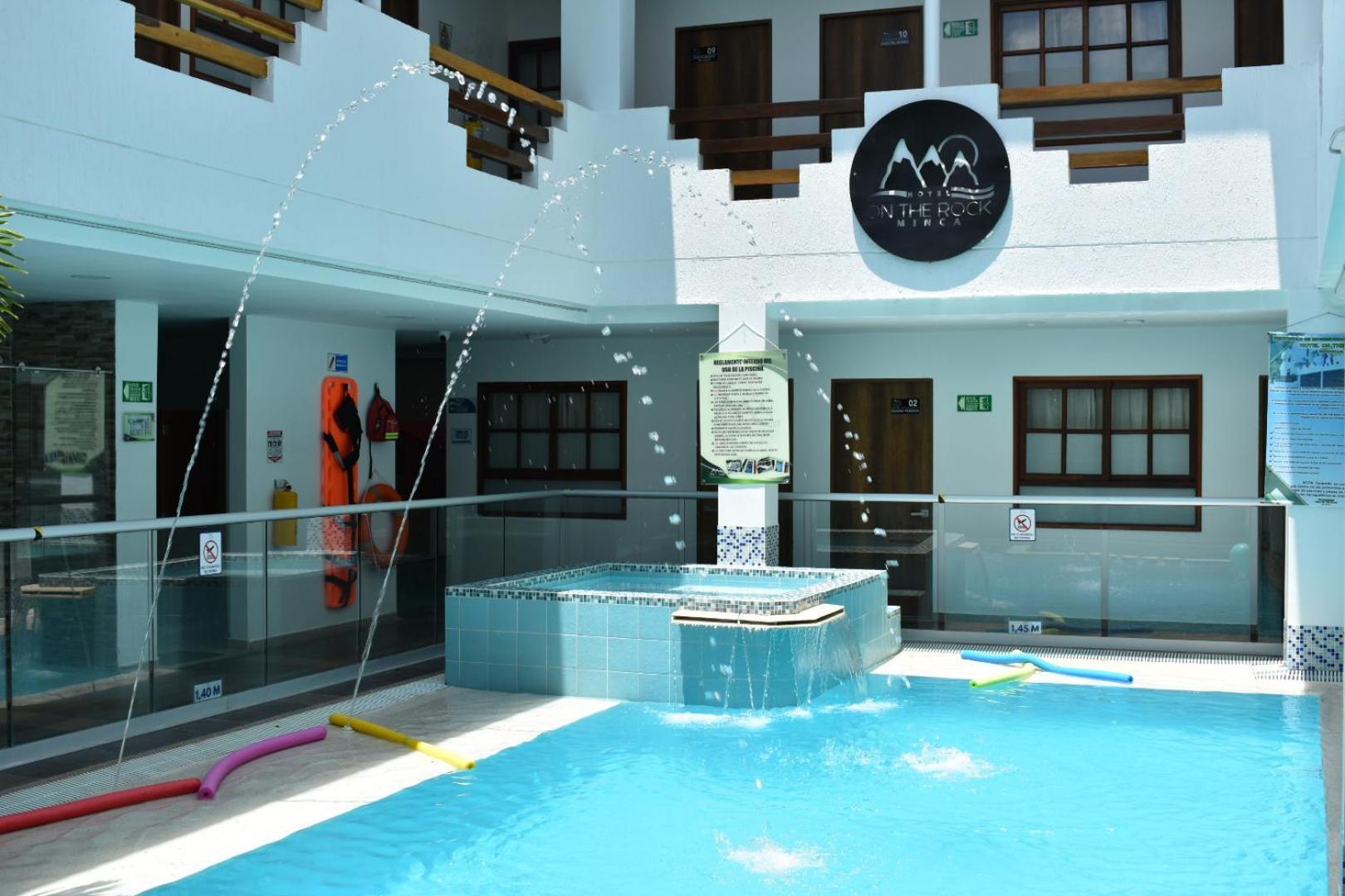 Hotel On The Rock Minca Esterno foto